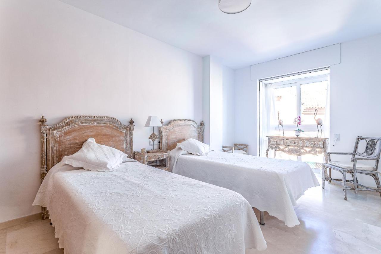Oleholidays Adosado Mediterraneo Los Monteros 100 M Playa Marbella Luaran gambar
